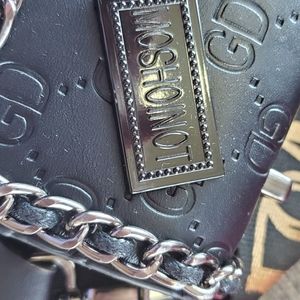 NEW Sturdy black crossbody Purse chain detail